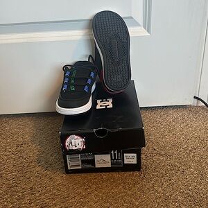 DC kids Skate shoes Size 11c